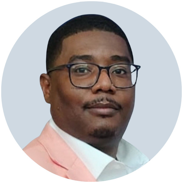 Rufus-Hill-headshot.png